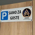 Arena Apartman