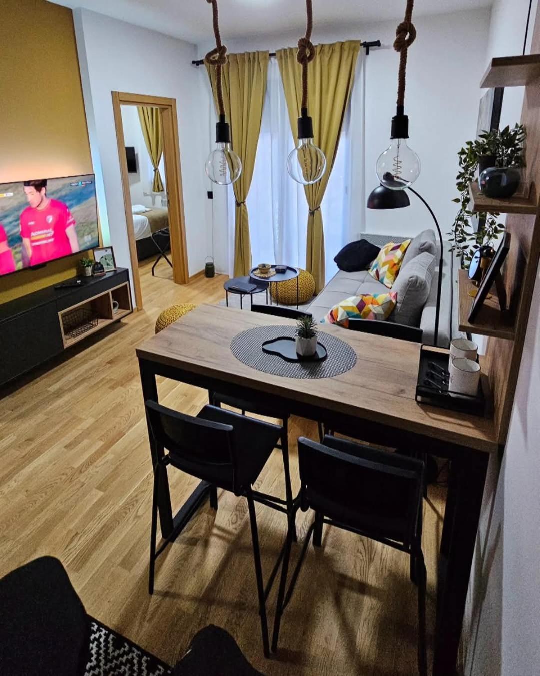 Apartment Arena *